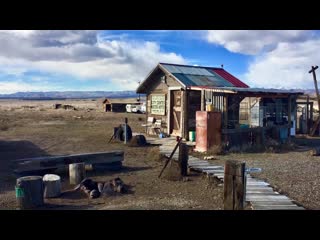 5 years ago, a girl “bought” an abandoned town... since then, she has been living alone in a ghost town...